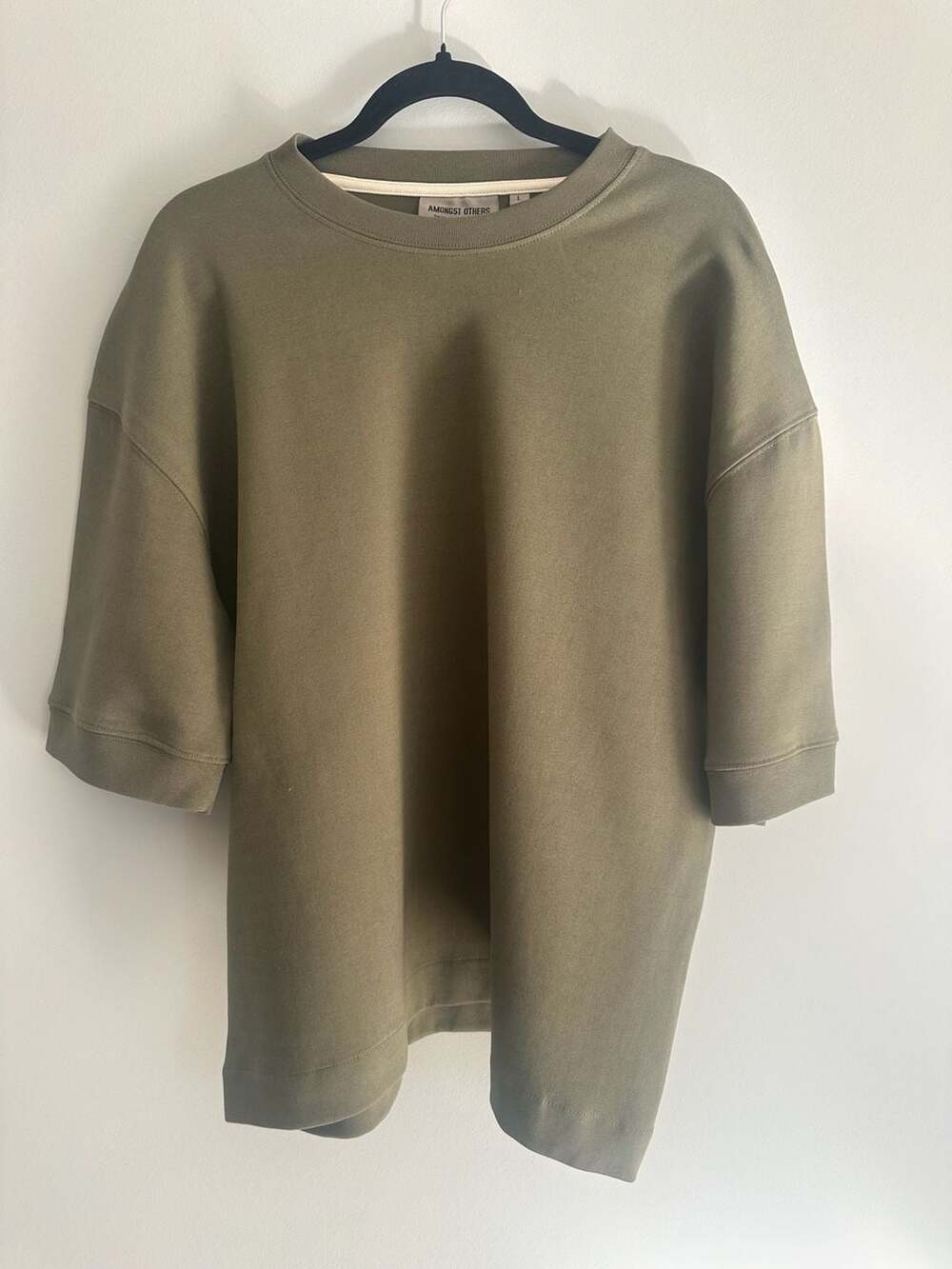 Amongst Others Olive Green Short Sleeve Sweatshirt Size L